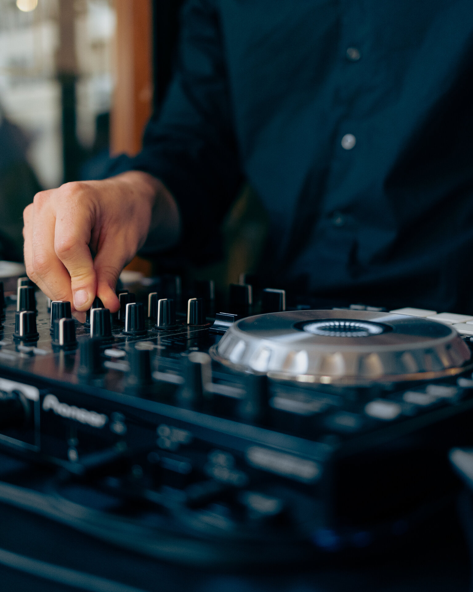 DJ set con mixer Pioneer